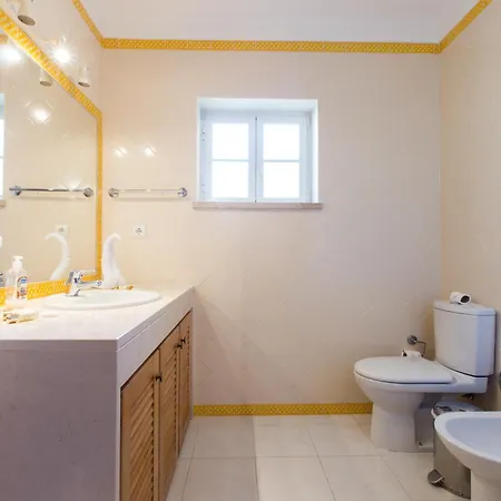Pool Breeze Apartamento Amoreira (Leiria)