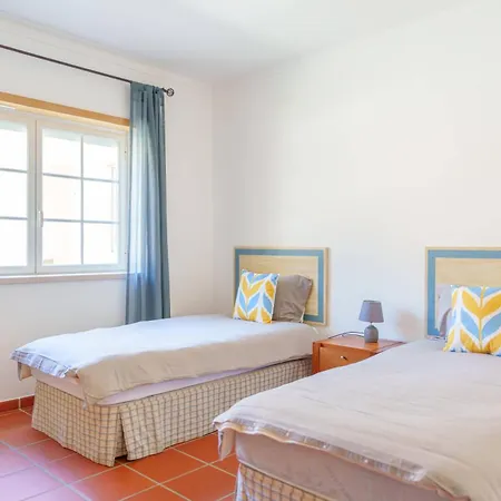 Pool Breeze 3 דירה Amoreira (Leiria)