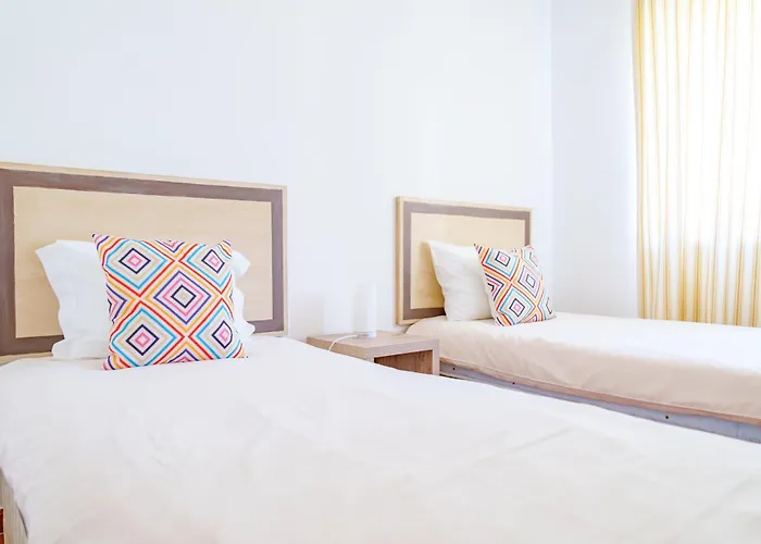 T3 Calmo Na Del Rey Piscina Obidos 03